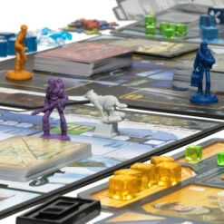 Who Goes There? (2nd Edition) 16 Who Goes There? (2nd Edition) -Board Games Shop wgt2 basegame fullsetupminis 1024x1024 2x 4cdc96f0 ed21 419c b6e6 86294cc3400f